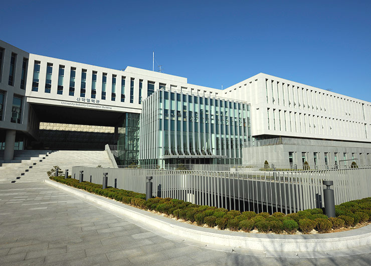 Ewha Leads Startup Culture