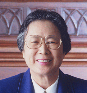 Dr. Hoo-Jung Yoon