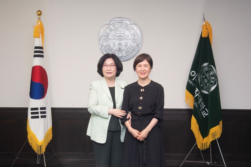 [동정] 이경은 은산장학재단 이사장 접견